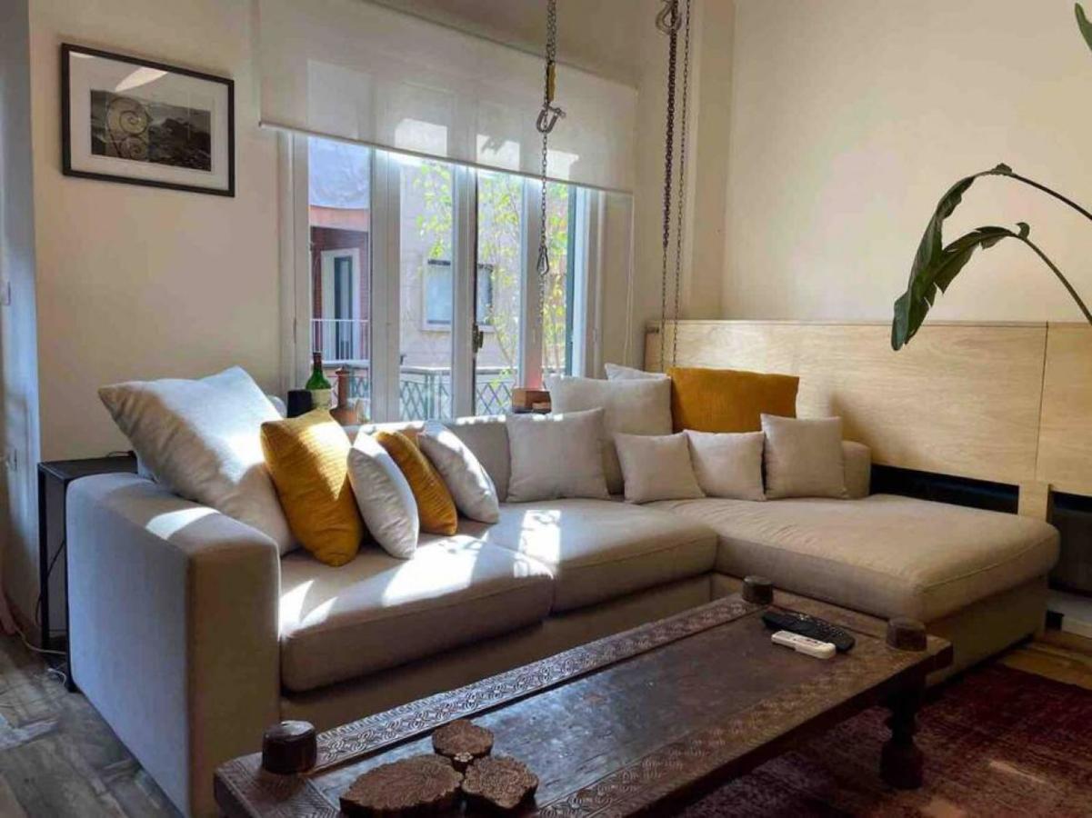 Apartment Designer 1br In Gemmayze