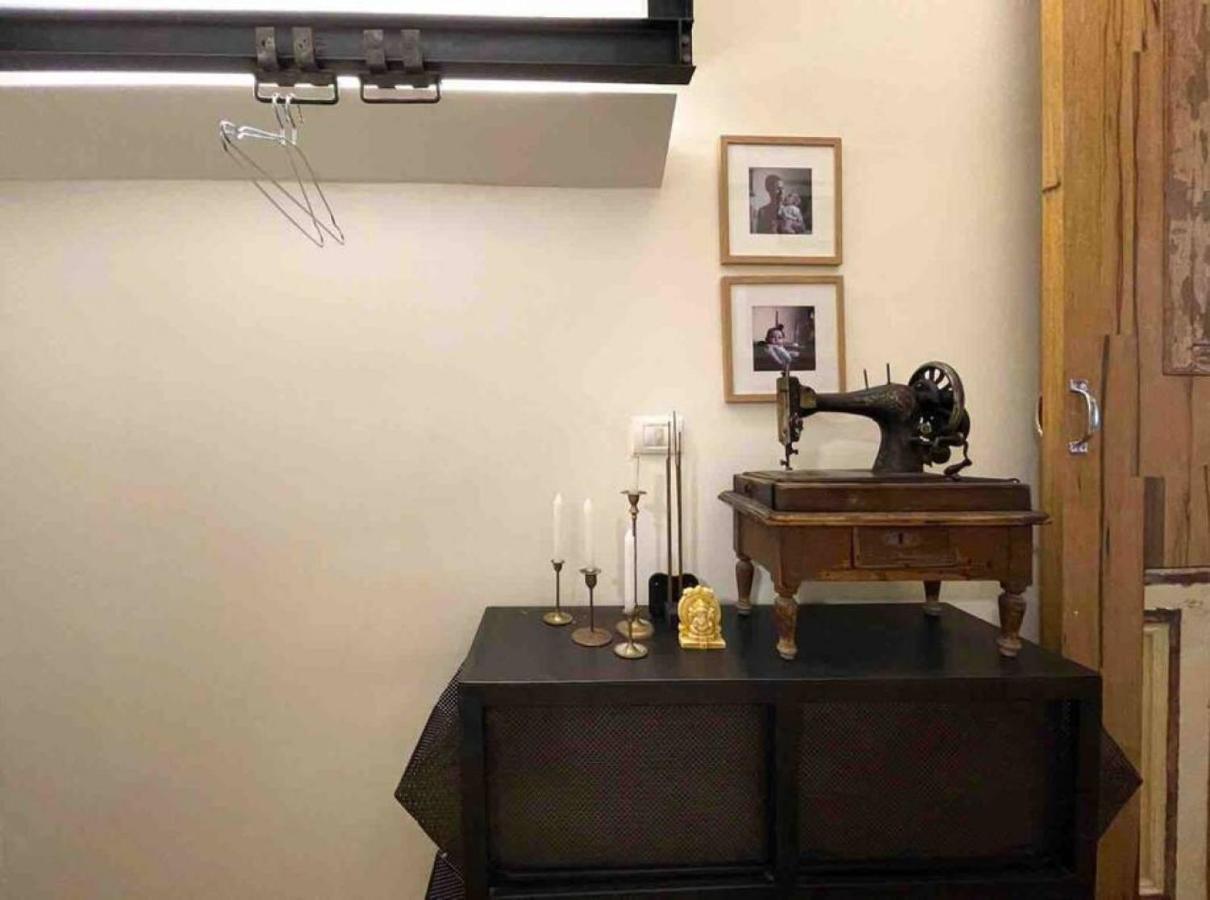 Designer 1br In Gemmayze *
